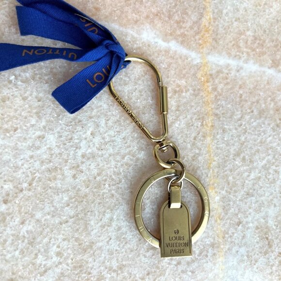 LOUIS VUITTON Keychain Monogram Gold Authentic B0369 Bag Charm Ribbon Authentic - Picture 4 of 6